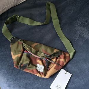 Herschel camo